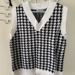 Black and White Houndstooth V-Neck Sweater Vest